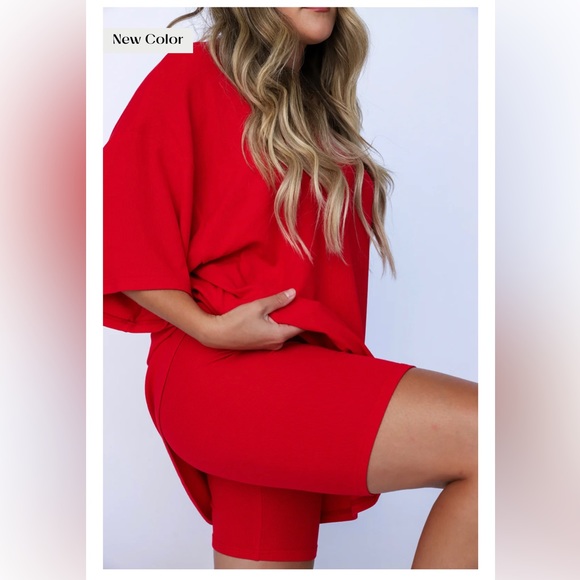 All Weekend Long Set Candy Apple | SMALL - Picture 1 of 6